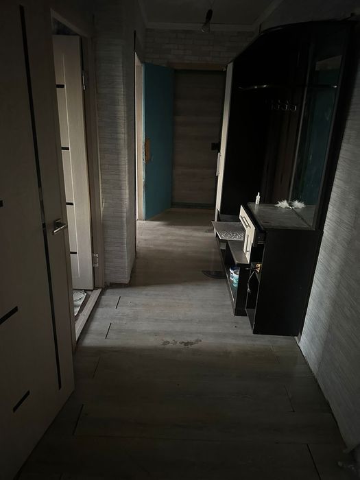 Үй сатылады 3комната 6этаж 6 этаждан