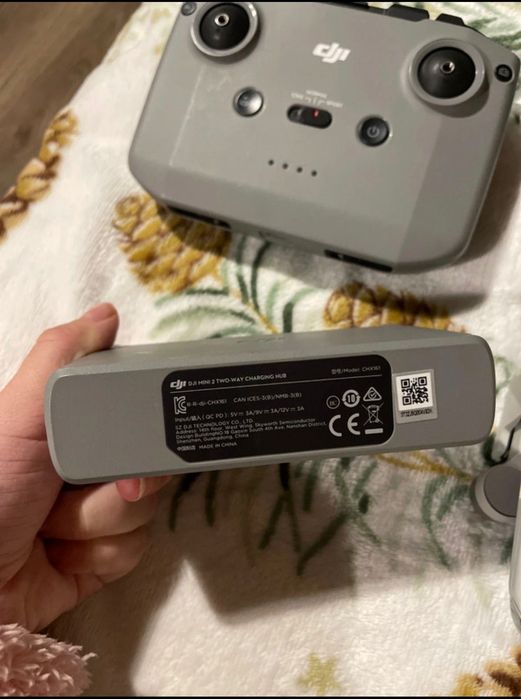 DJI Mini2 Fly More Combo Drona