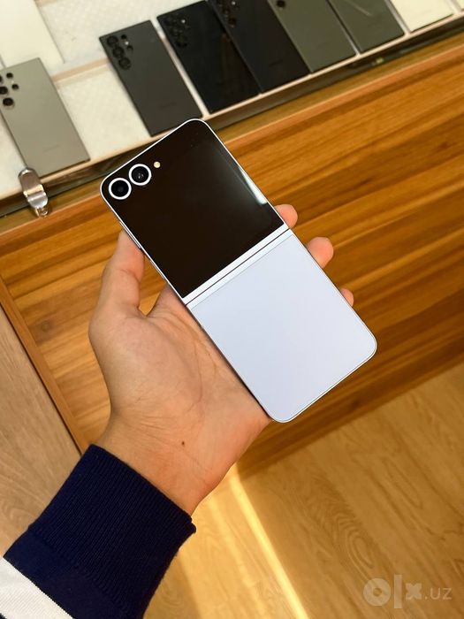 Samsung Z flip6 5