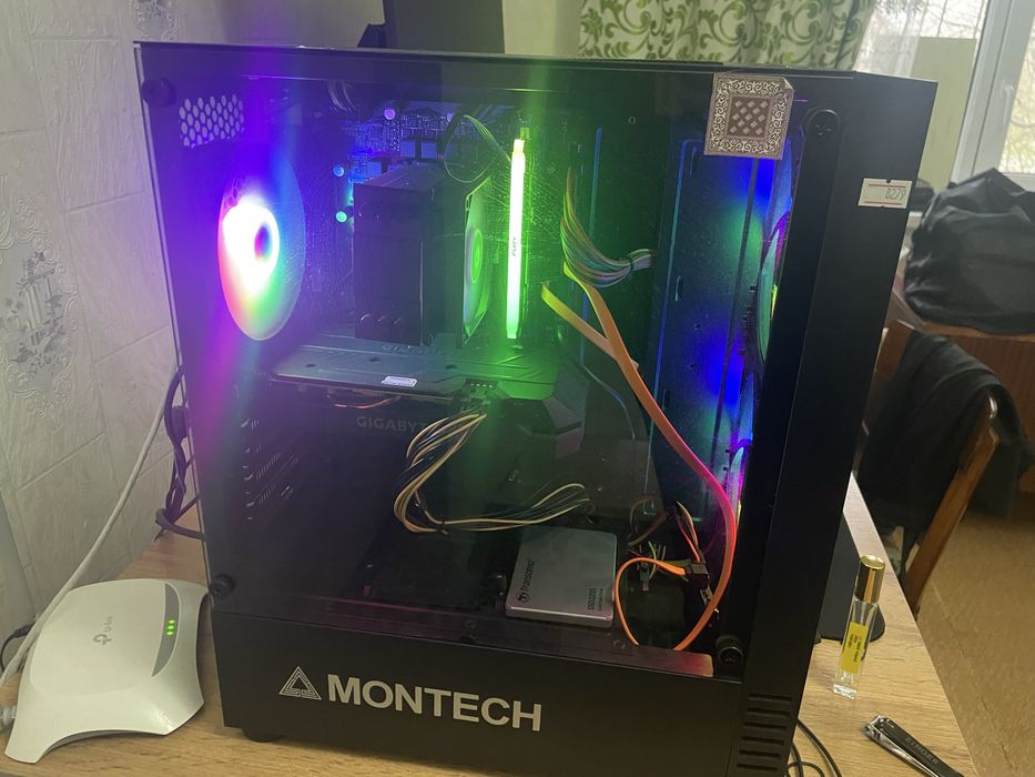 Компьютер в полной комплектации