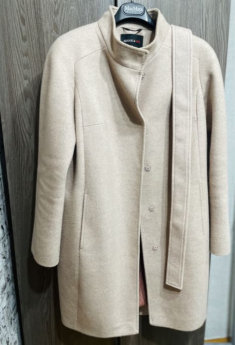 Продам женские вещи