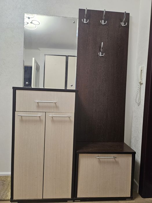 Продам мебель для прихожей