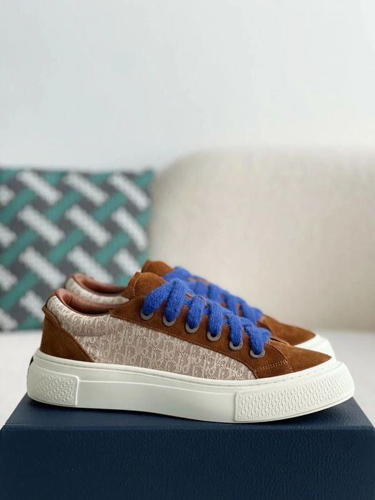 CD B33 / Light Grey / Brown / Grey