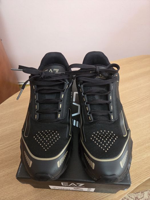 Adidași Armani EA7