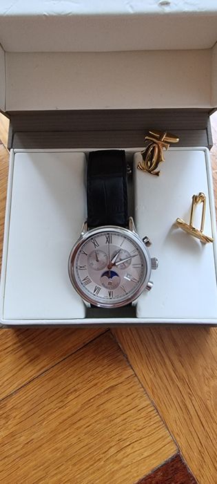 Продам часы Maurice Lacroix