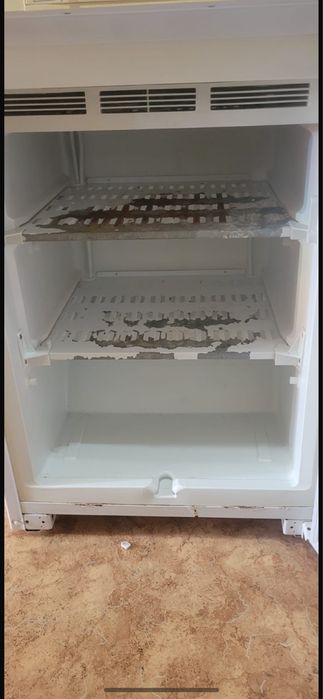 Продам морозильную камеру