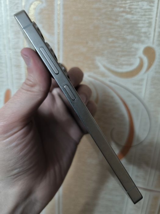 Samsung Galaxy S25 Ultra Titanim Gray 12/256 Ideal Holatda korobkali