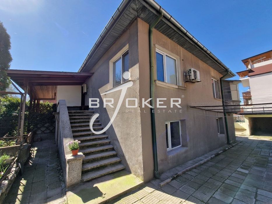 Продава се Къща в Кърджали, Център - 150 кв.м за 1234 €/кв.м - Снимка #3