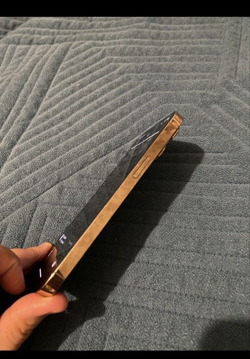 Айфон 13 про продам