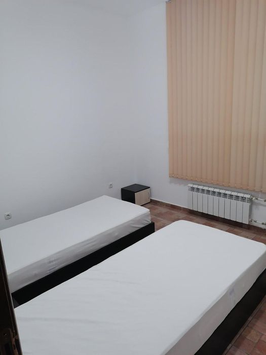 Тристаен апартамент под наем в ж.к. Студентски град, 2148834