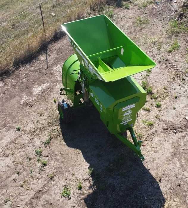 Moara crimping 4 valturi - incarcare pasta porumb in SILOBAG