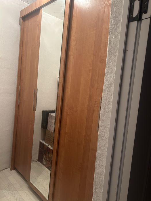 Продается шкаф купе