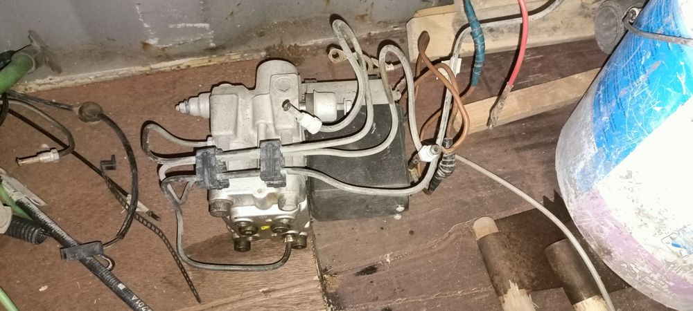 Ауди80 Б4 на запчасти