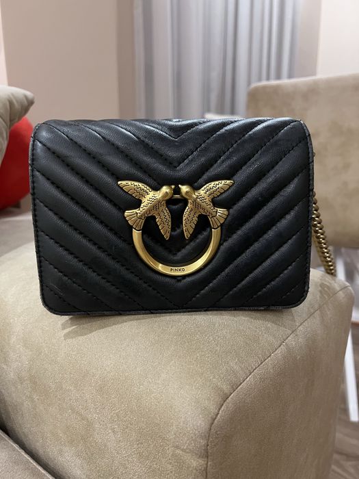Чанта черна  Pinko отигинална, закупена от answear