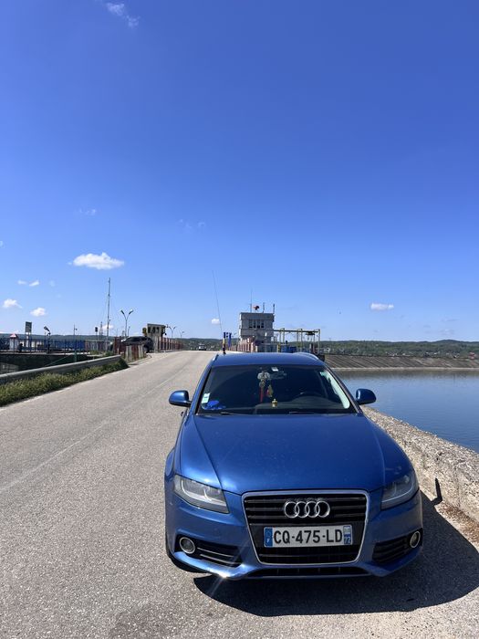 Vand Audi A4 B8 AVANT 2.0 TDI 2008 143 CP CAGA distributie si ambreiaj schimbate  negociabil !!!