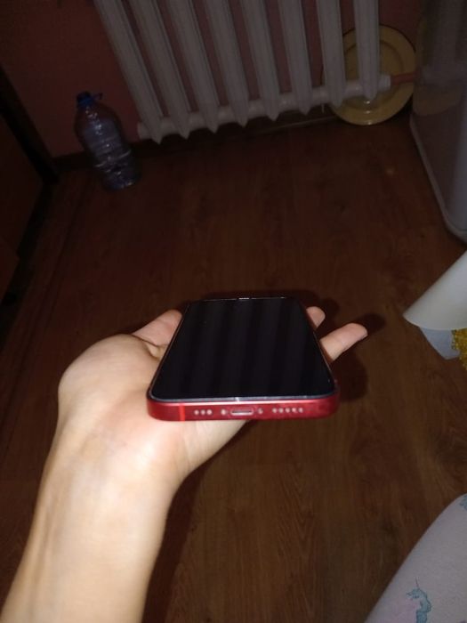 Айфон 12 red продам