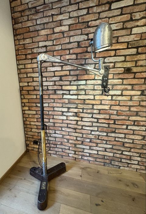 Lămpi stil loft diferite modele