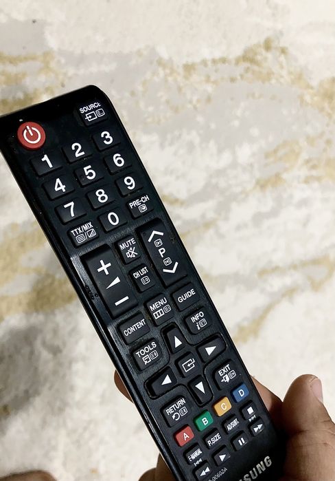 Продам телевизор Samsung