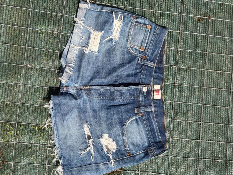 Levi's Premium 501 къси дънки ретро стил - размер 24 (XS) / Висока талия