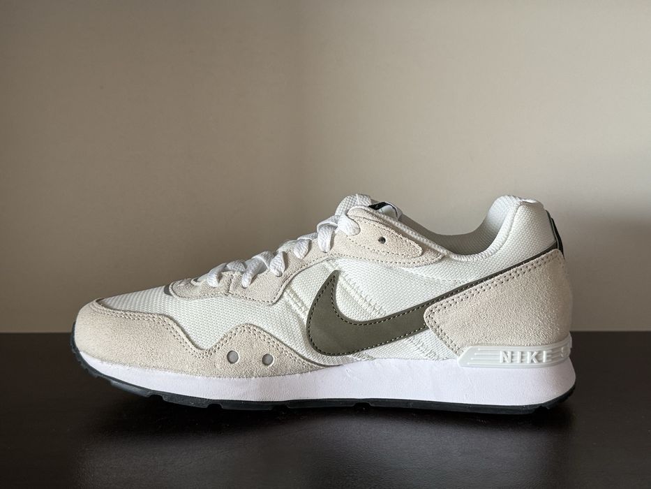 Nike Venture Runner 41номер 26см Стелка Нови с Кутия