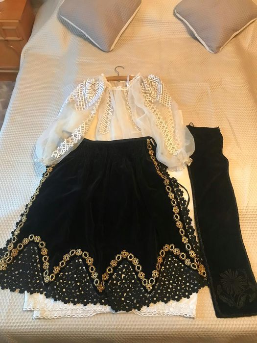 Costum popular Almaj