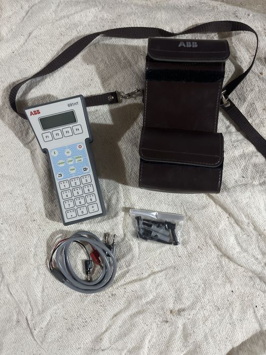 ABB 691HT HART transmitter protocol communicator with accessories