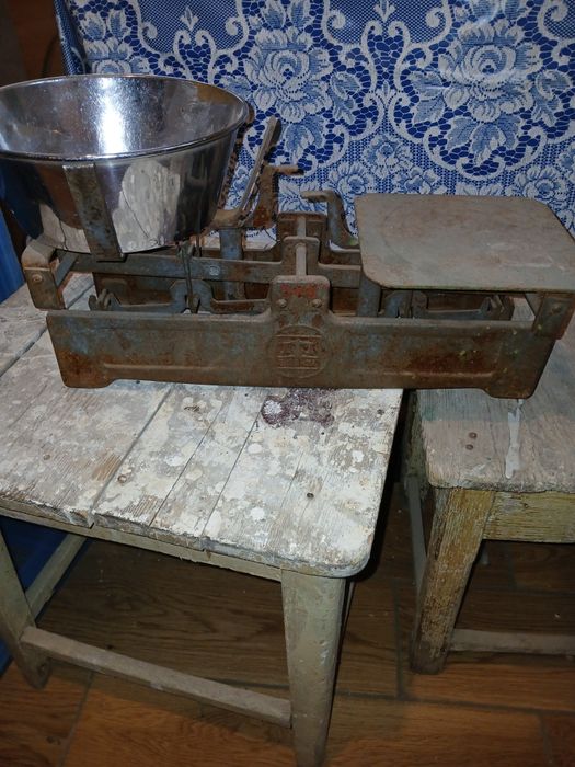 Cântar foarte vechi