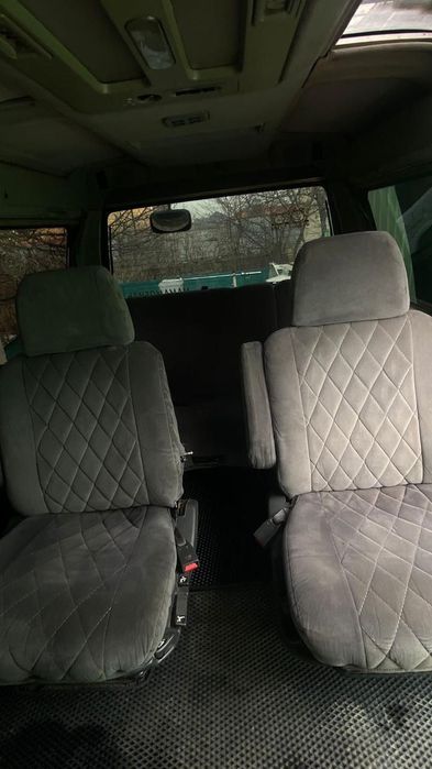 Продам машину Delica