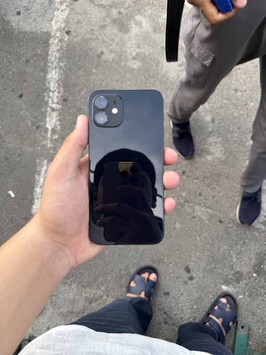 Iphone 12 hlati ideal