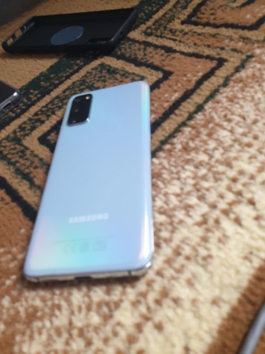 Samsung S20 сатылады