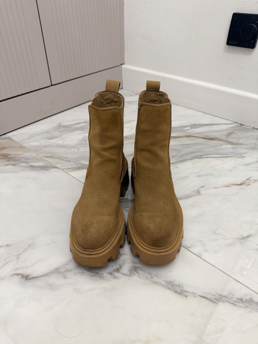 Zara ботильоны замшевые 37 р