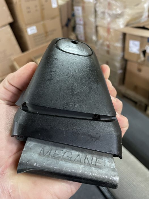 Megane напречни греди