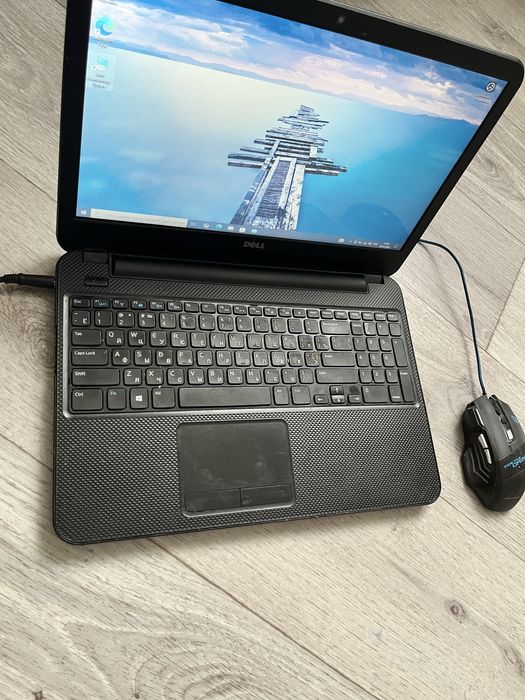 Ноутбк для работы и игр Core(TM) i7
