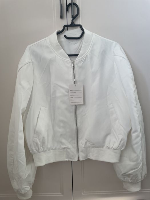 Продам новый бомбер!