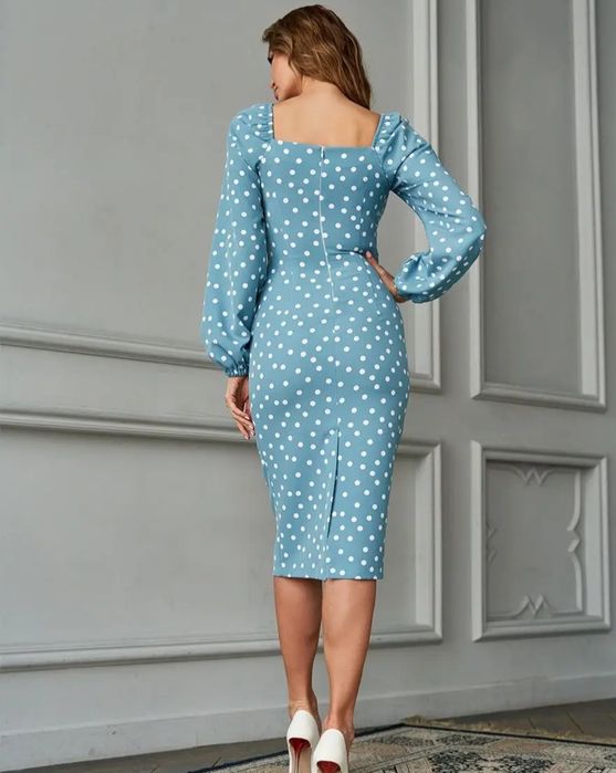 Продам платье вечернее и шикарный костюм