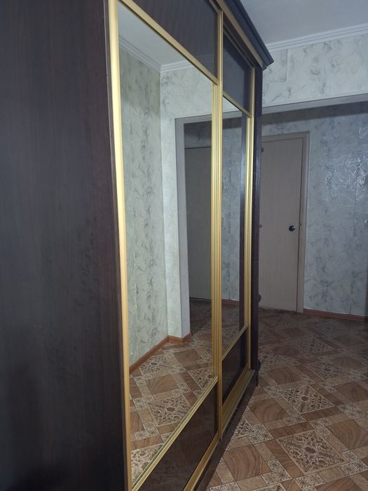 Продам шкаф лдсп