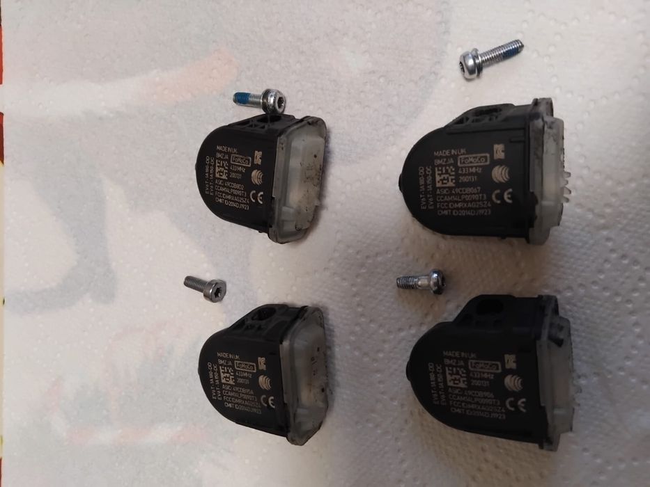 Set 4 senzori presiune roti Ford