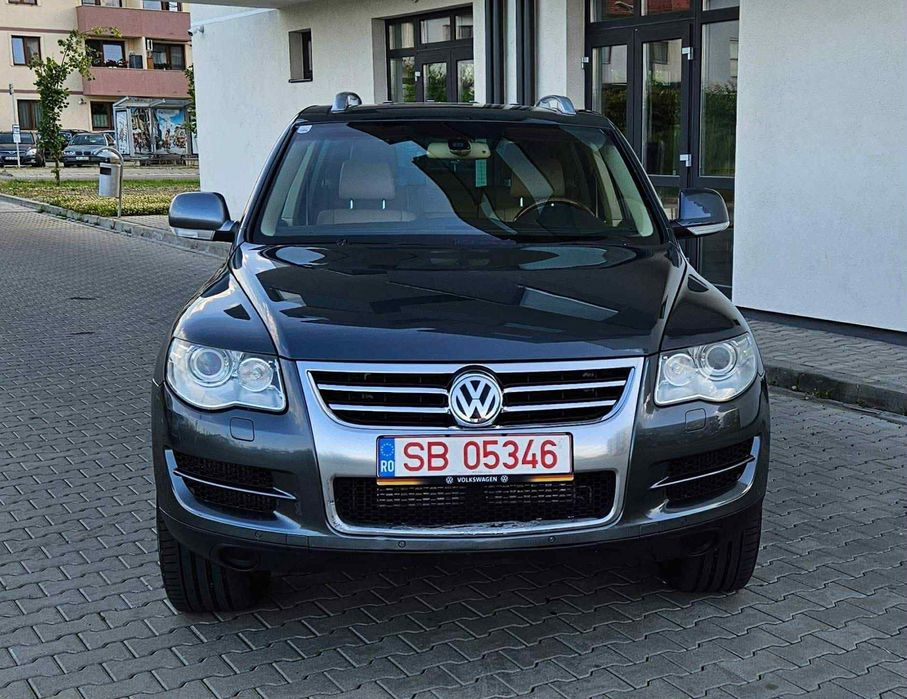 Vand sau schimb VW Touareg 4MOTION 3.0 TDI 2008