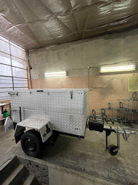 Ремарке изцяло от алумини  разглобяемо с регистрация