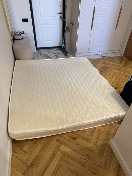 Матрас для кровати