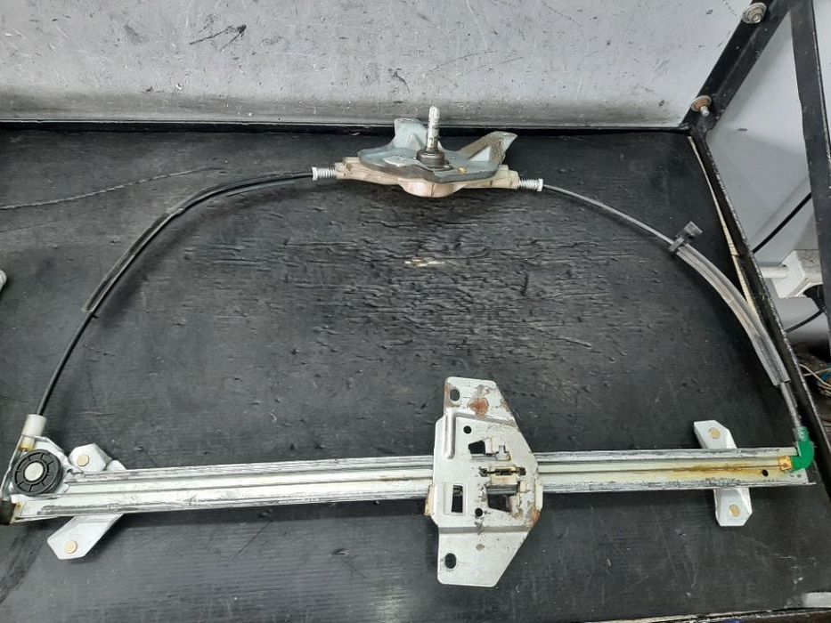 Macara dreapta fata ford transit connect p65 p70 p80