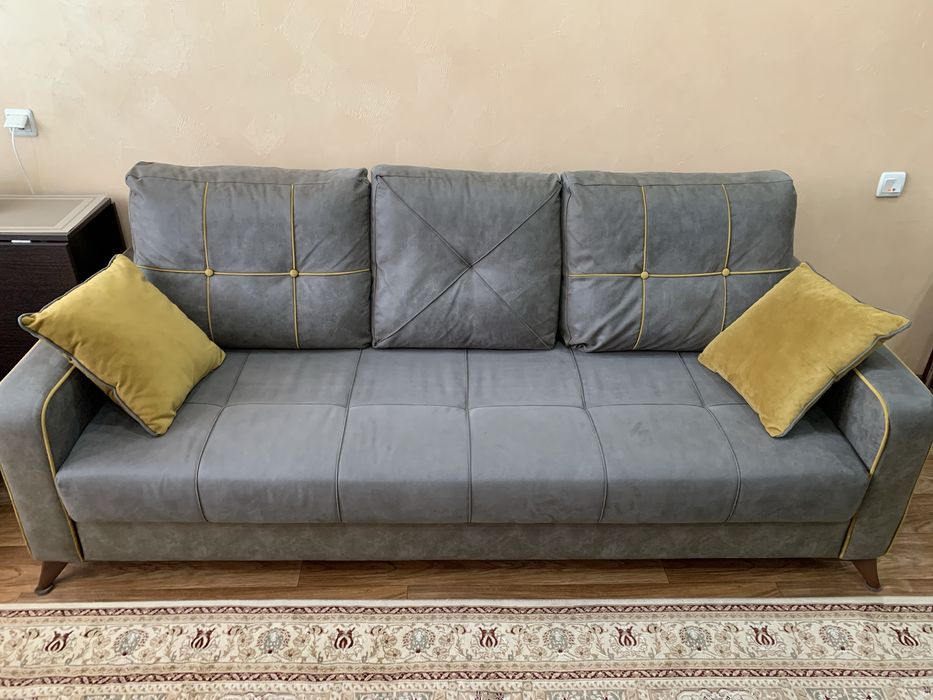 Продам диван и кресло