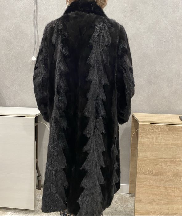 Продам норковую шубу