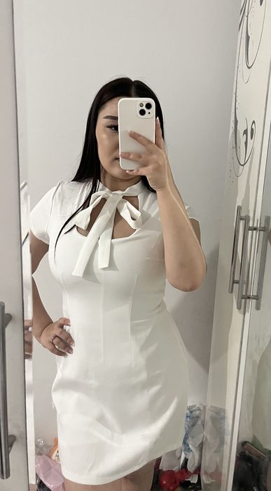 Белое платье  Б/У