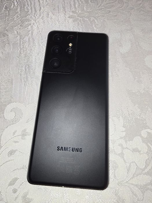 Продавам  Samsung Galaxy s21 Ultra
