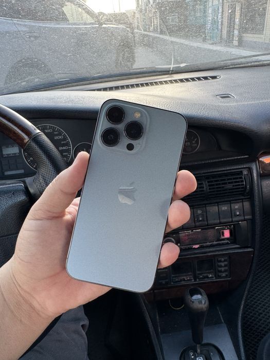 iphone 13 pro 256гб 83%  продам все работает