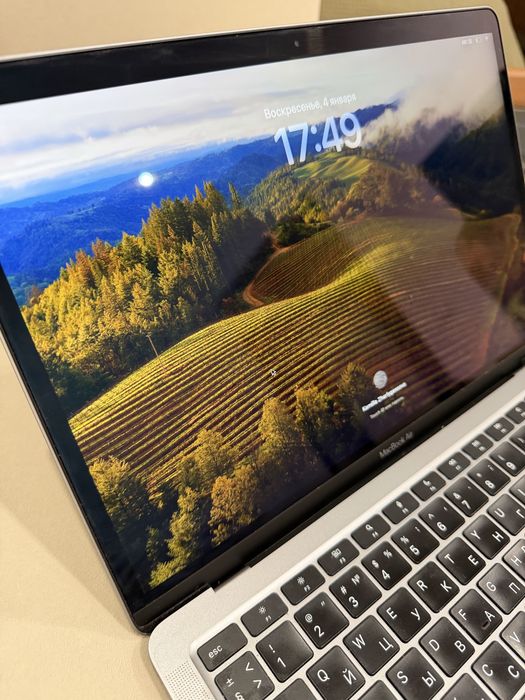 MacBook Air M1 (2020), 256 GB, Space Gray