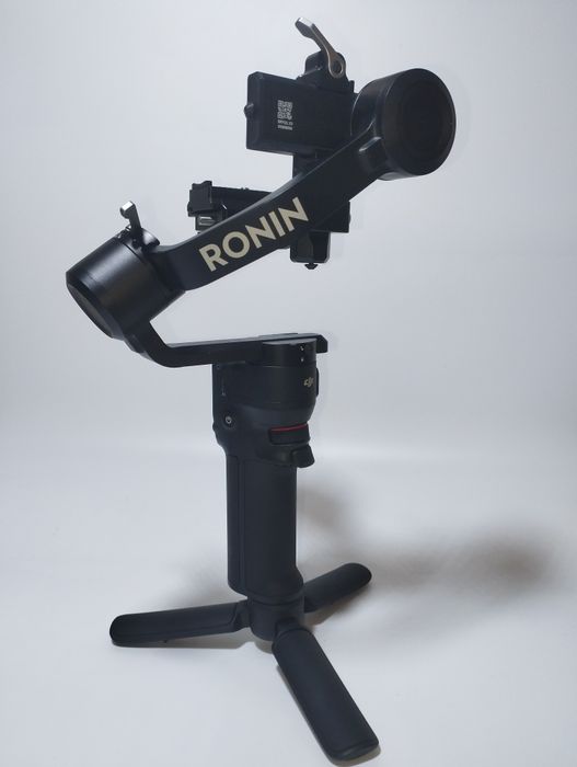 DJI RONIN RS3 Mini, zoʻr holatda yangidek