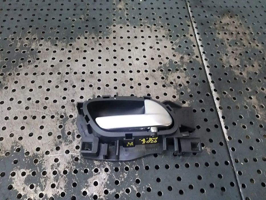 Maner interior usa dreapta fata peugeot 208 ca cc 96555516vv