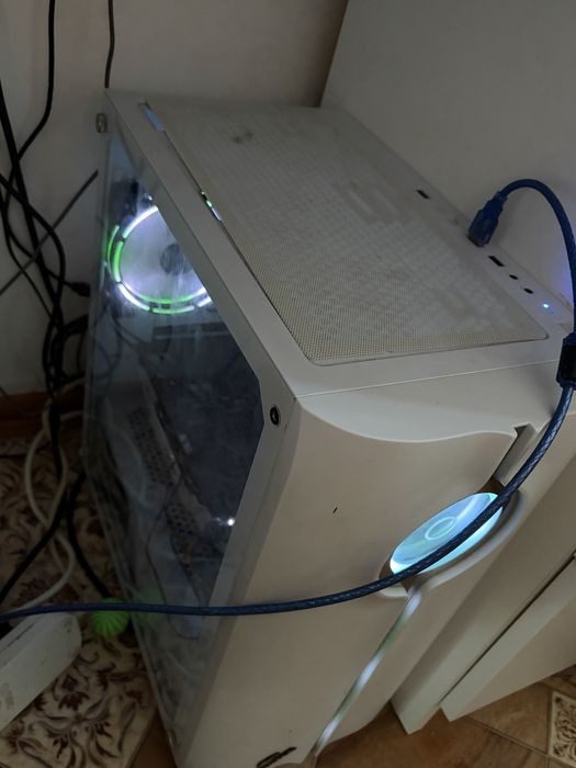 Кампьютер Desktop